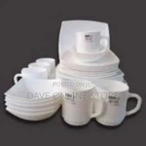 30 Piece Set of 6 Ceramic Dinner Plates