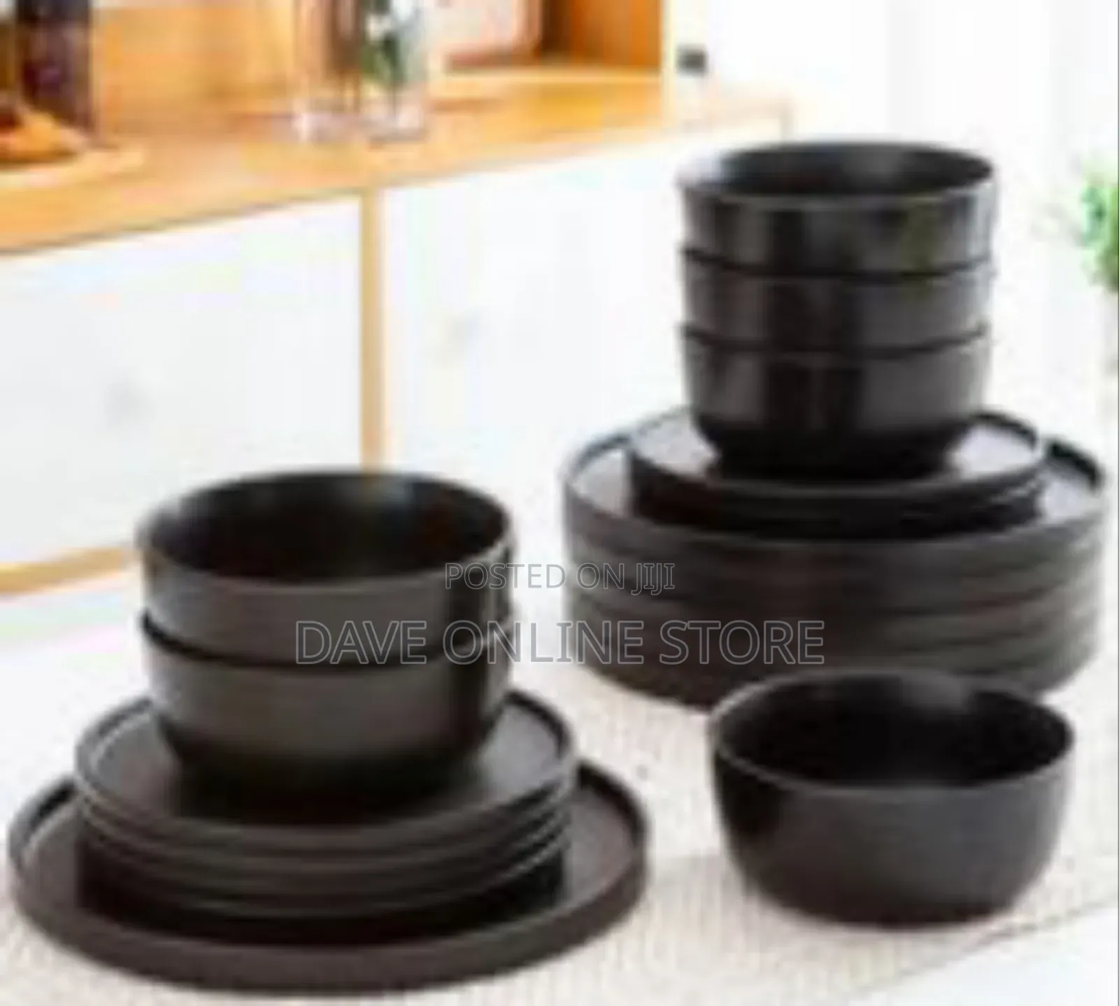 18-Piece Modern Matte Black Dinnerware Set