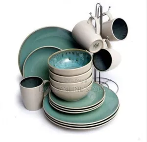 Elegant Dinnerware Set (16-Piece)
