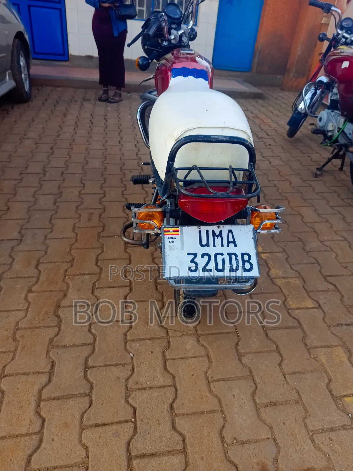 Bajaj Boxer 100 2024 Red