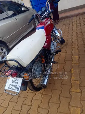 Bajaj Boxer 100 2024 Red