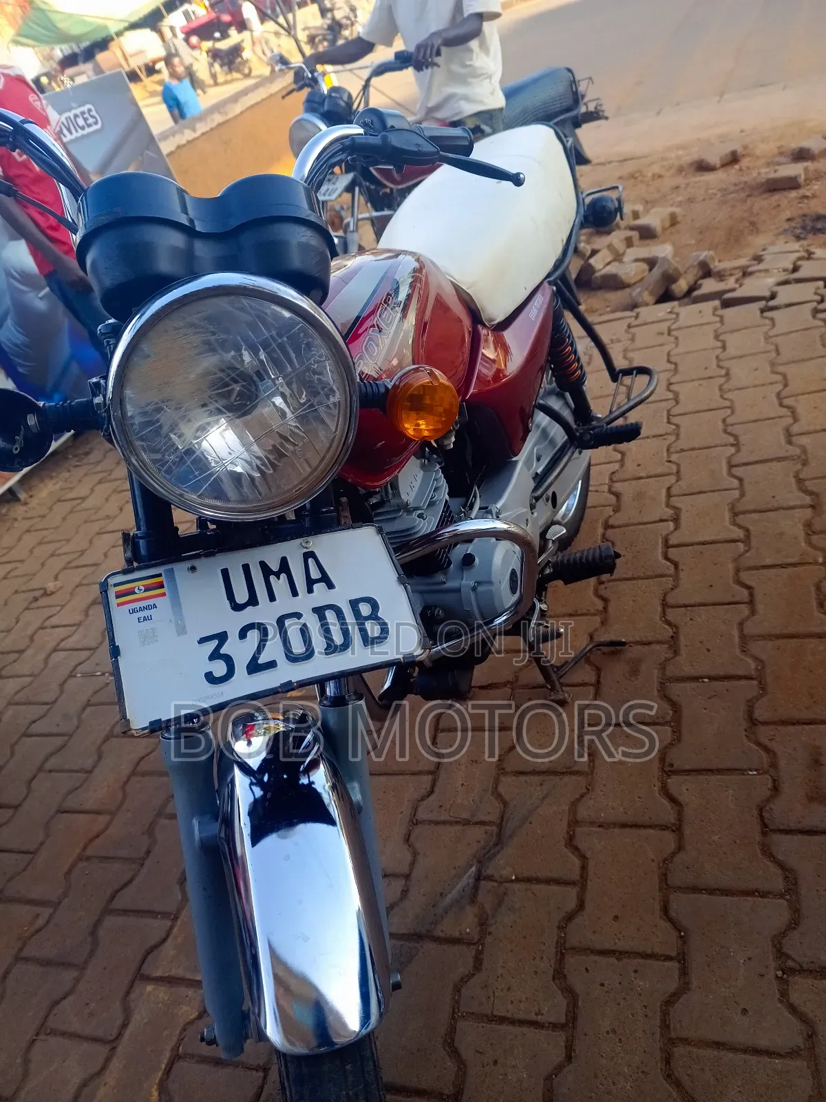 Bajaj Boxer 100 2024 Red