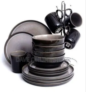 16-Piece Modern Ceramic Dinnerware Set With Glazed Finish
