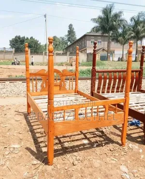 4by6 Wooden Bed on Quick Sale