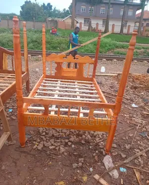 4by6 Wooden Bed on Quick Sale