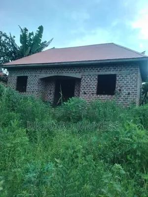 2bdrm House in Kiwebwa, Wakiso / Wakiso for sale