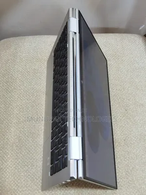 Laptop HP EliteBook x360 1030 G7 16GB Intel Core i5 SSD 256GB