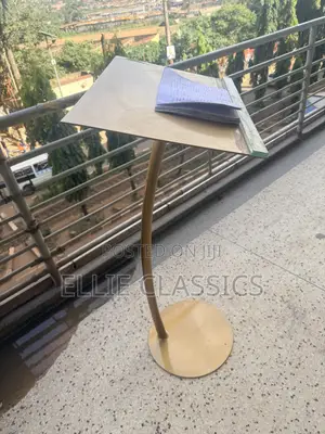Single Stand