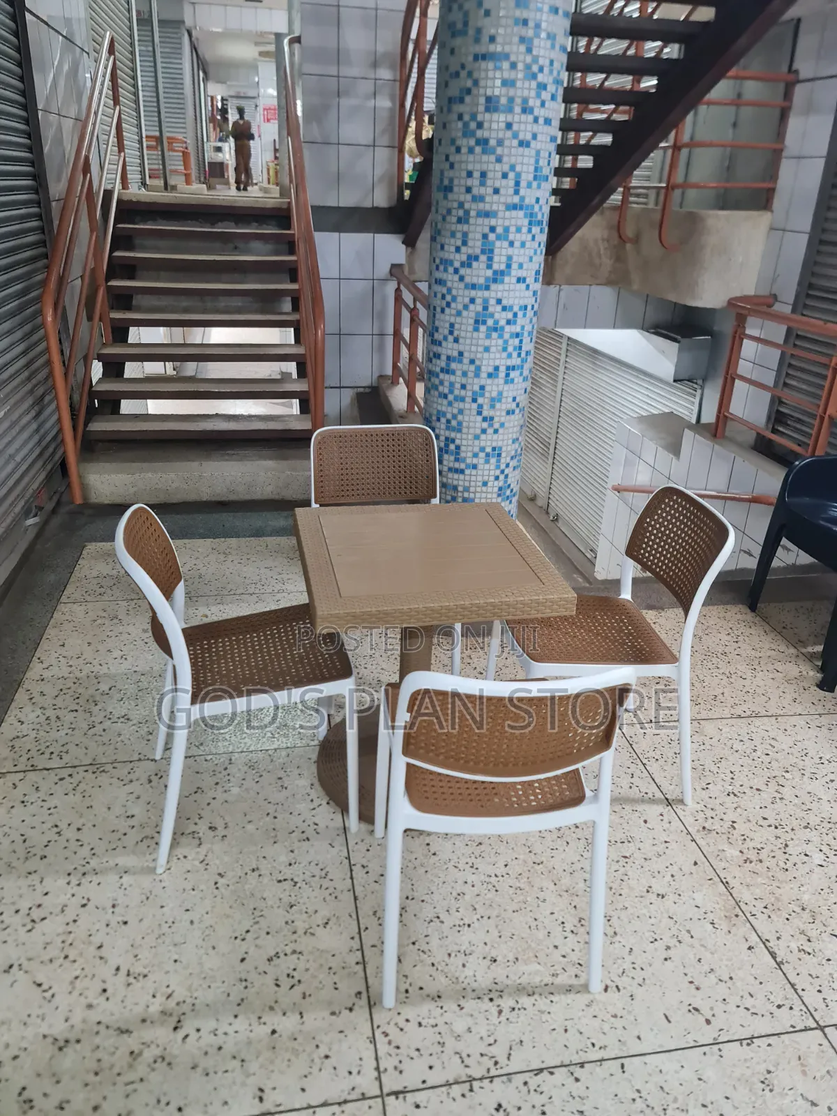 Rolex Plastic Table and Chairs Plastic Table and Chairs