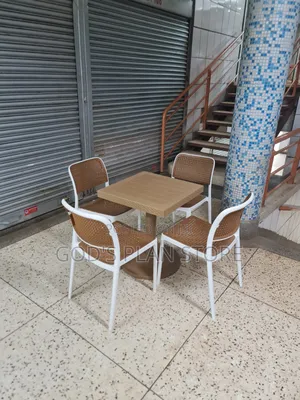 Multipurpose Plastic Table and Plastic Table and Chairs Set for Hotel