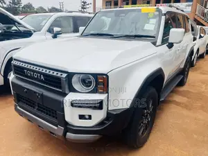 Toyota Land Cruiser Prado 2.8 2024 White