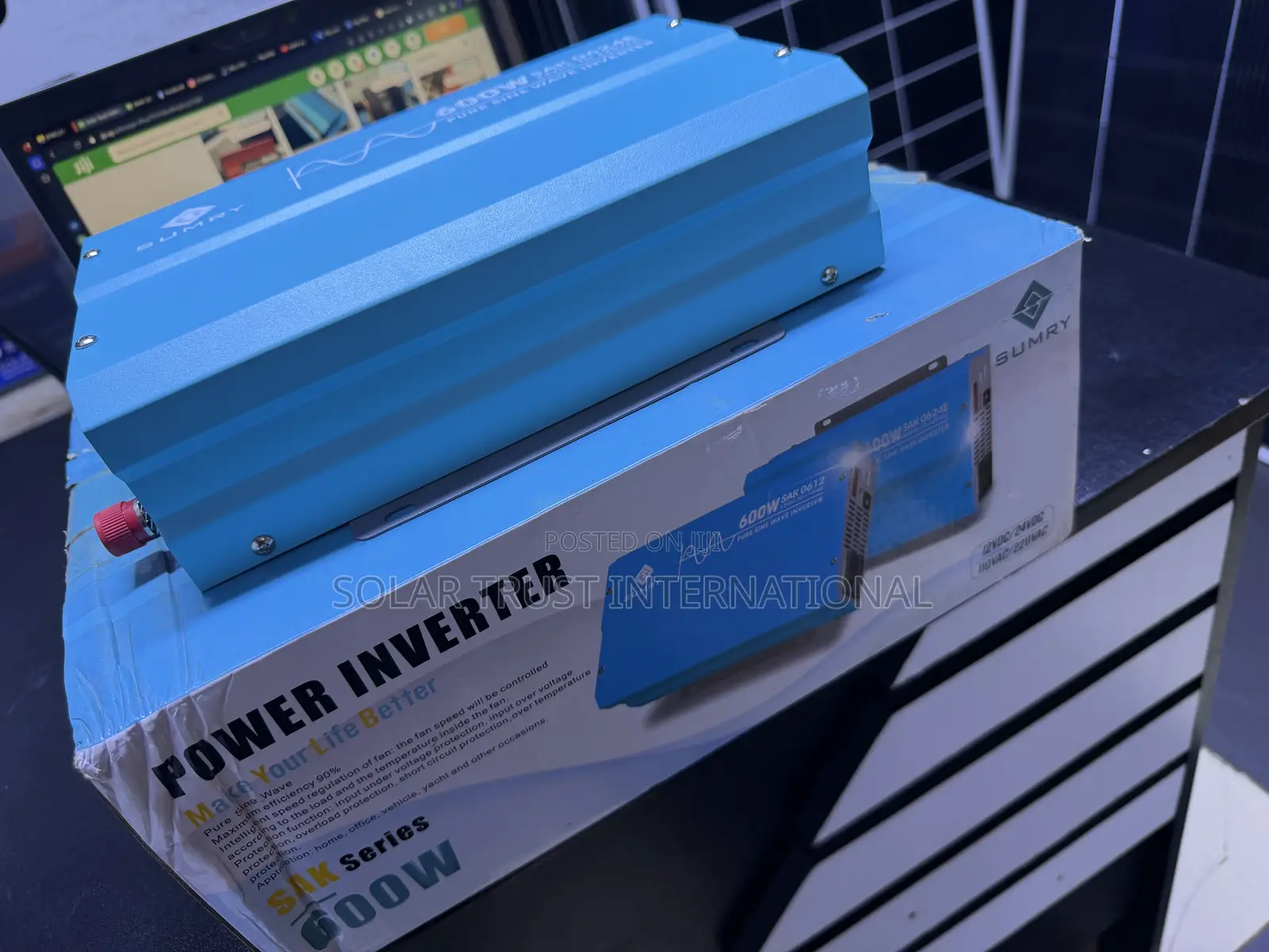 600watts Pure Sine Wave Solar Inverter
