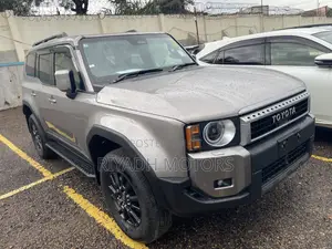 Toyota Land Cruiser Prado 2.7 2023 Gray