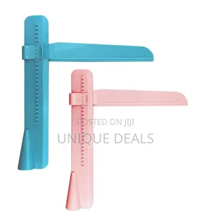 Plastic Adjustable Cake Scrapers