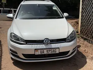 Volkswagen Golf 2016 White