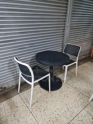 Plastic Contract Round Outdoor Table and Chair Plastic Table and Chair
