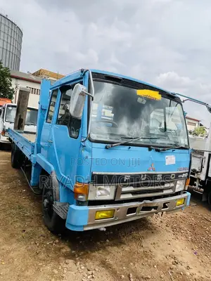 Fuso Car Carrier With Wich
