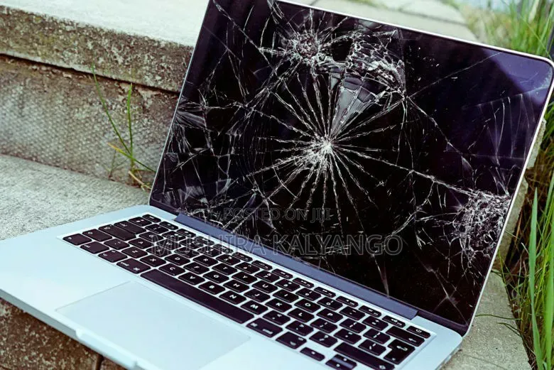 Screen Laptops Replacement , Repair and Maintenance