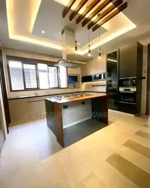 3bdrm Villa in Muyenga, Central Division for rent