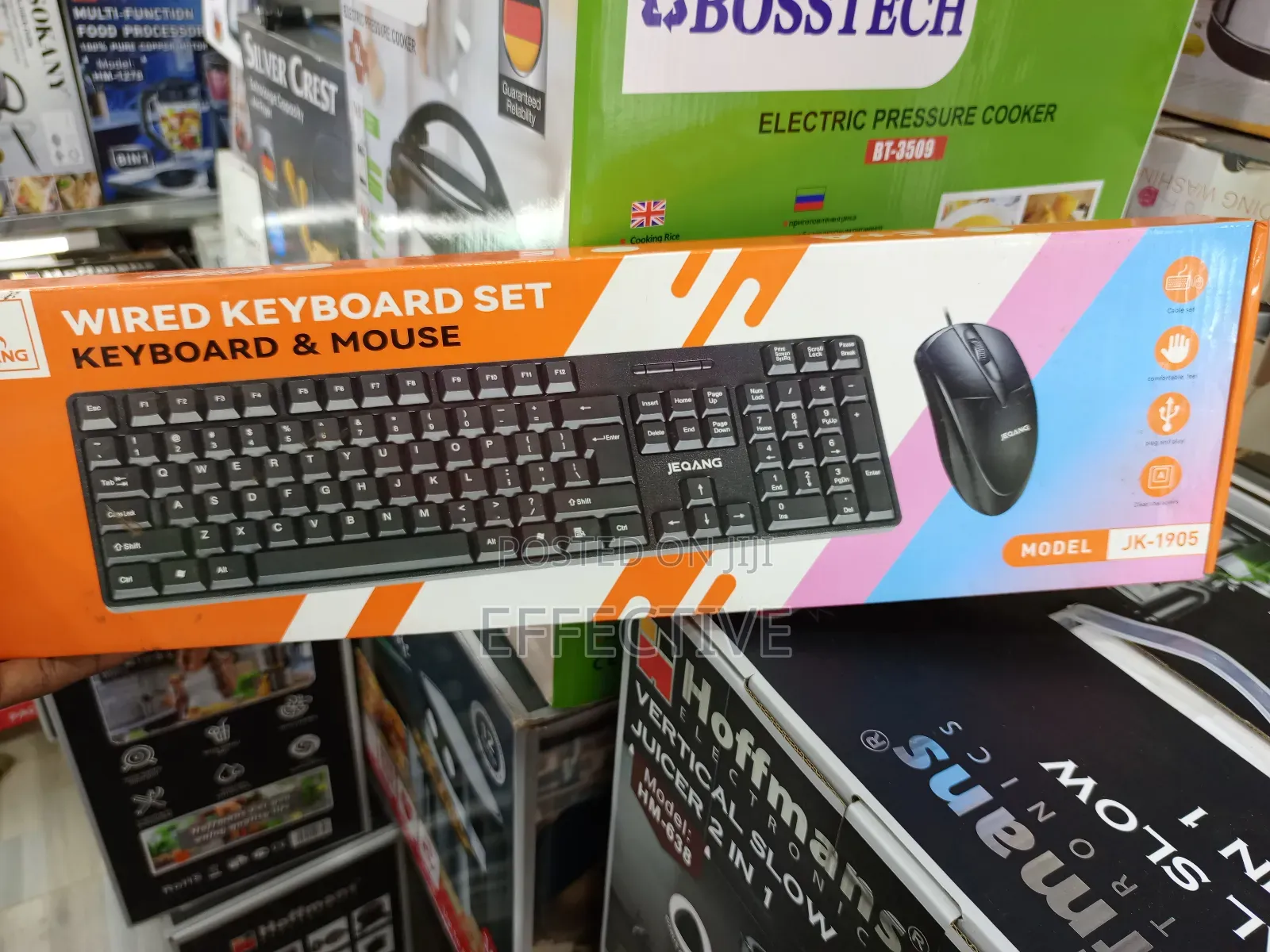 Jeqang Jk-1905 Wired Keyboard and Mouse Set.