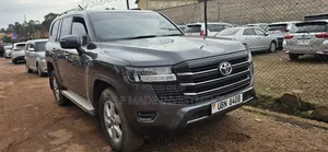 Toyota Land Cruiser 2022 Black