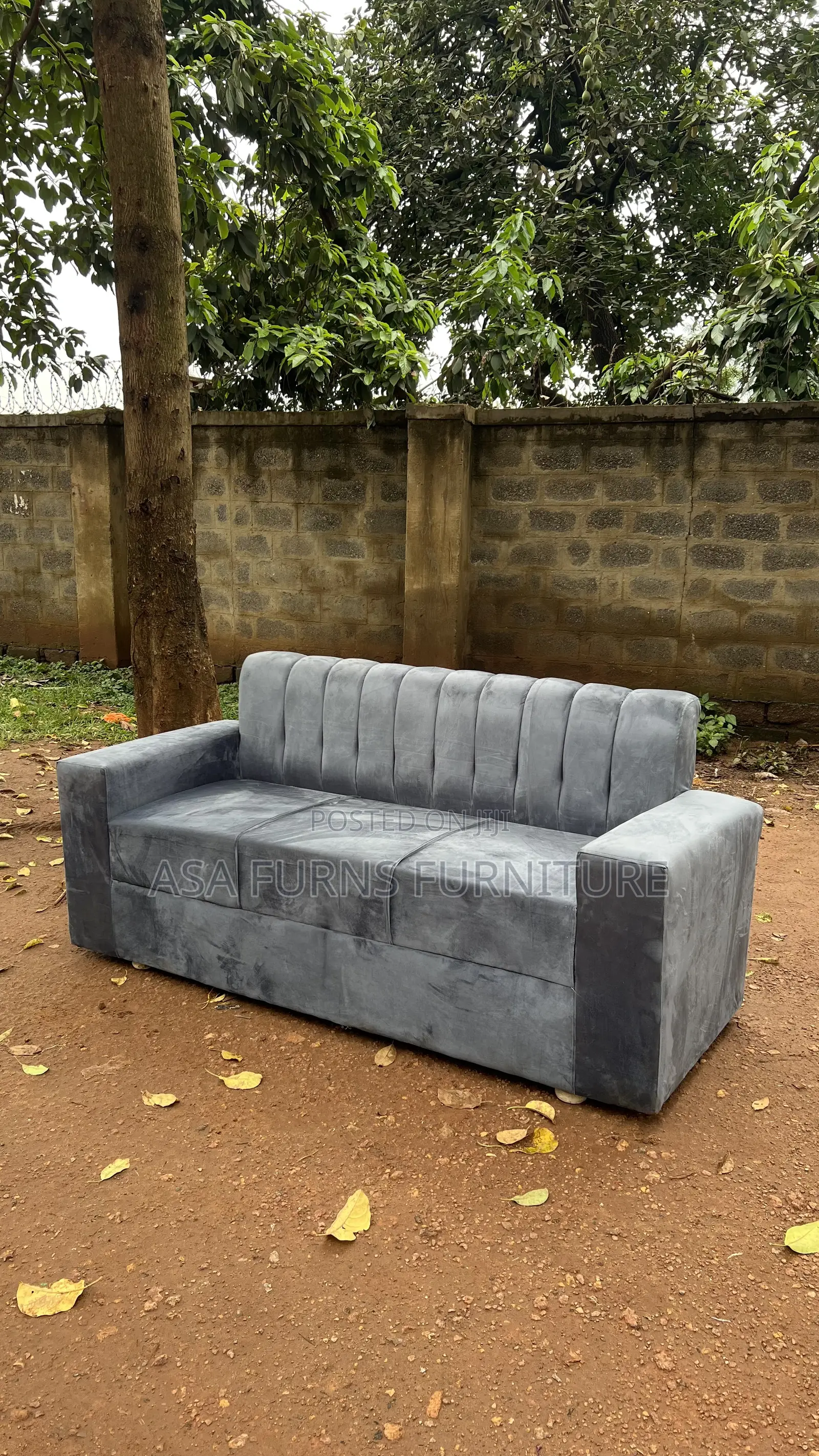 Gray 3 Seater Sofa /Sofa Set