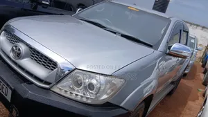 Toyota Hilux 2008 Silver