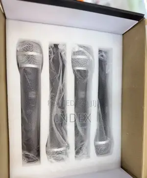 D4 Pro Wireless Microphone System With 4 Handheld Mics for Stage