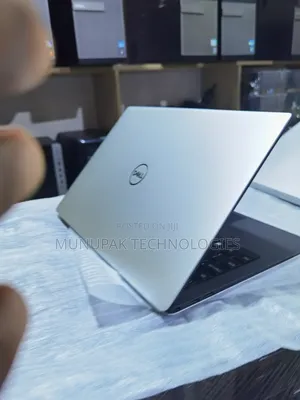 Laptop Dell XPS 13 7390 16GB Intel Core i7 SSD 512GB