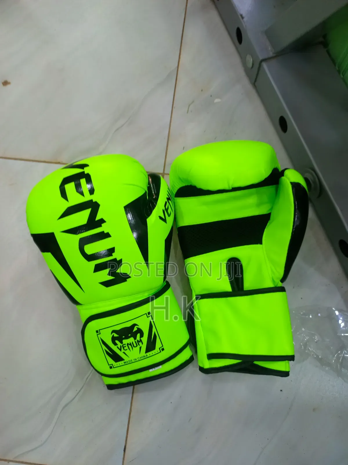 Sparing Professional Training Boxing Gloves for Both Kid's and Adults