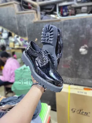 Men's Glossy Patent Leather Oxford Shoes
