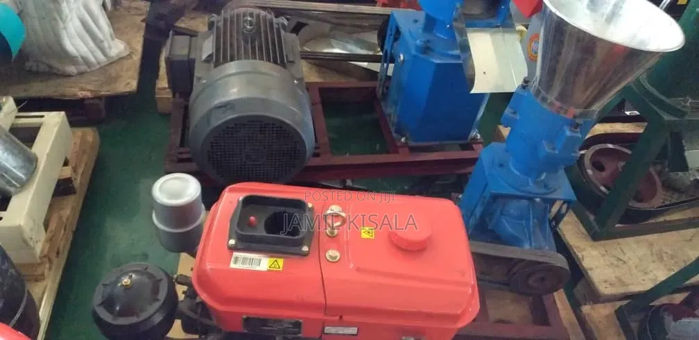 Giant Pellets Machine