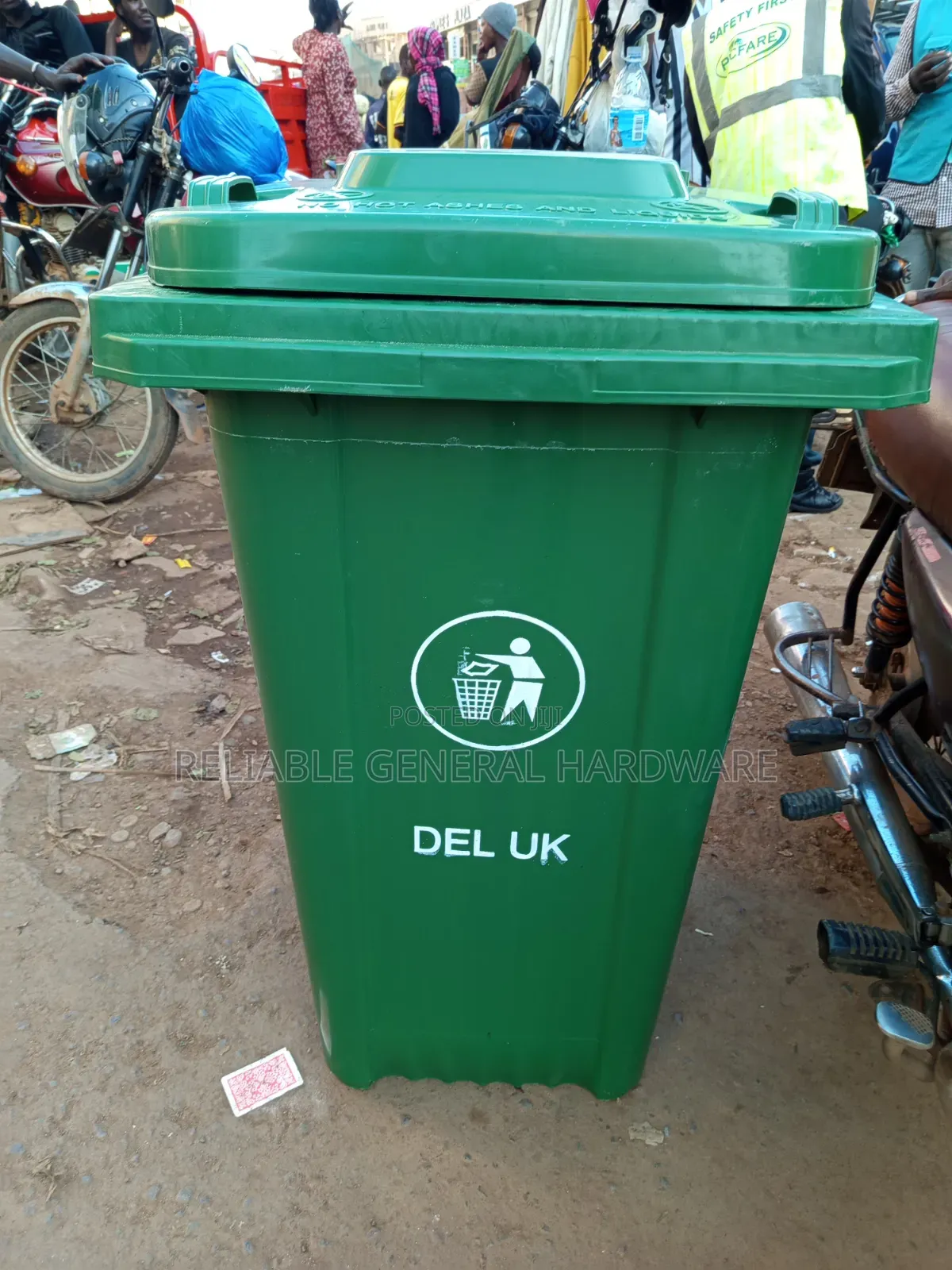 Dust Bin With Wheels Heavy Duty 240litres Green