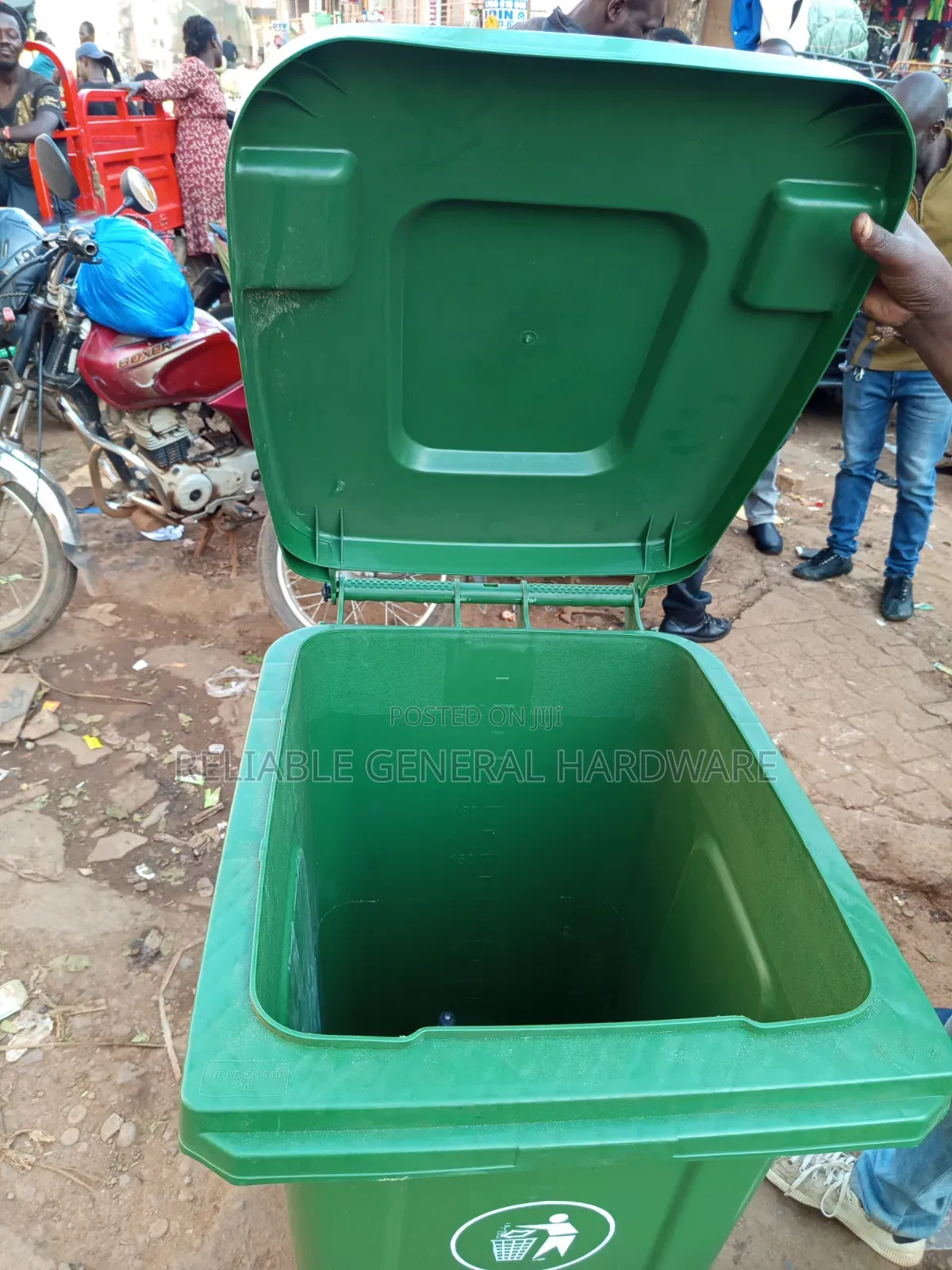 Dust Bin With Wheels Heavy Duty 240litres Green
