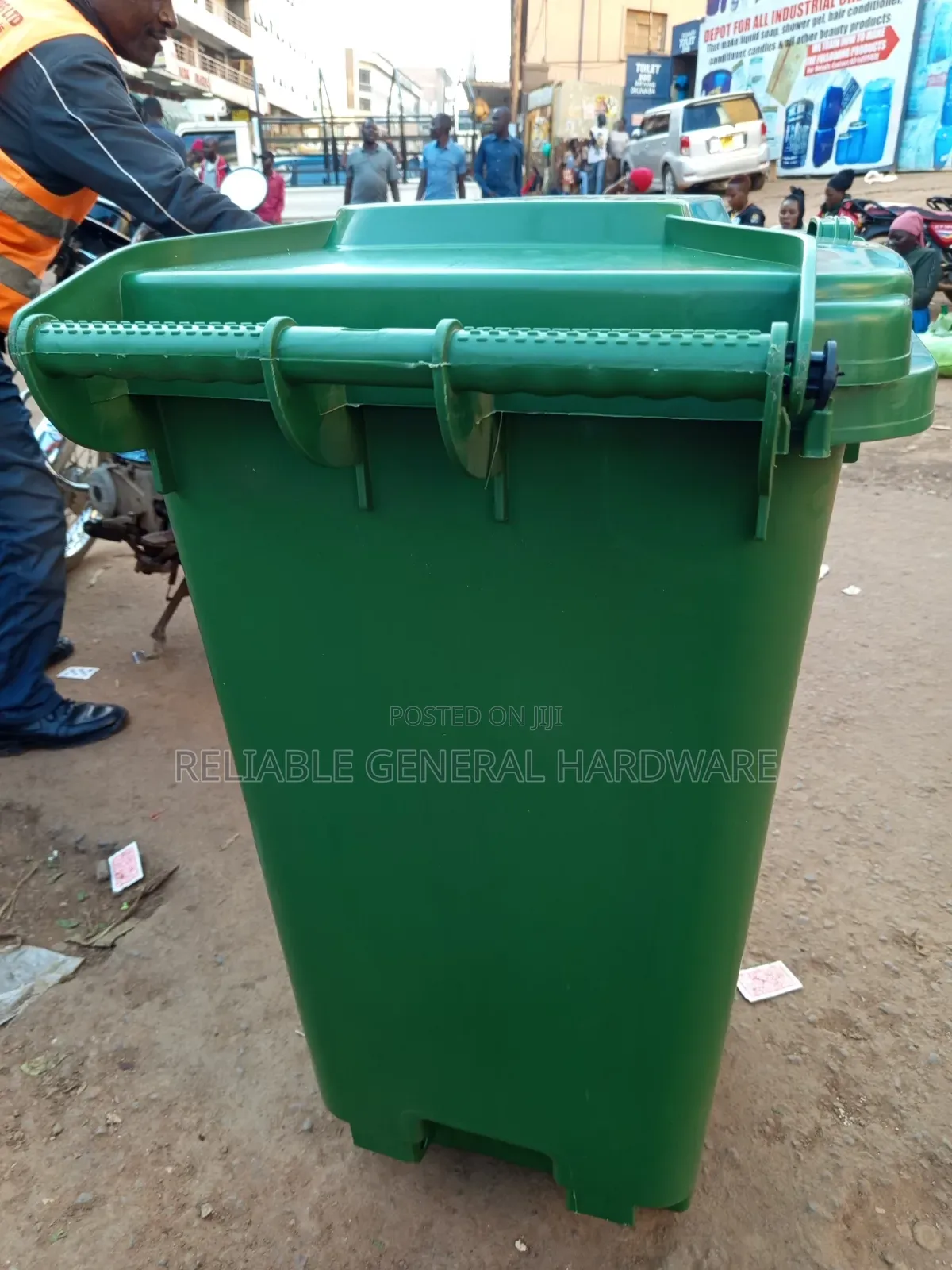 Dust Bin With Wheels Heavy Duty 240litres Green
