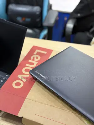 Laptop Lenovo ThinkBook 15 8GB Intel Core i5 HDD+SSD 500GB