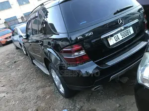 Mercedes-Benz M Class 2005 Black