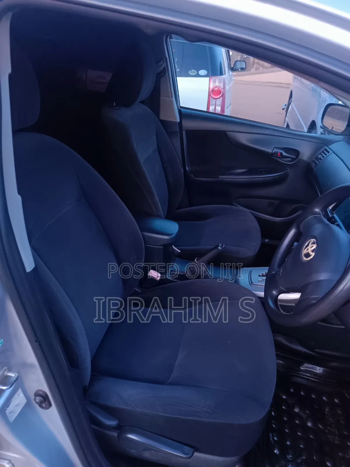 Toyota Corolla Fielder 2010 Silver