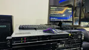 Server HP ProLiant DL360 Gen10 16GB Intel Xeon HDD 640GB