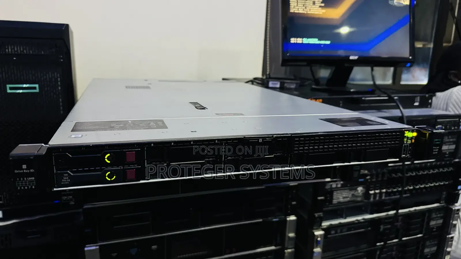 Server HP ProLiant DL360 Gen10 16GB Intel Xeon HDD 640GB