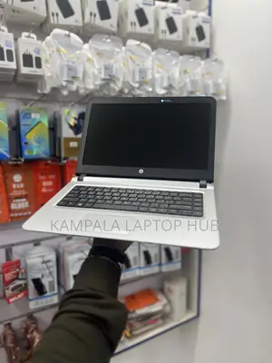 Laptop HP 430 G3 8GB Intel Core i5 HDD+SSD 500GB