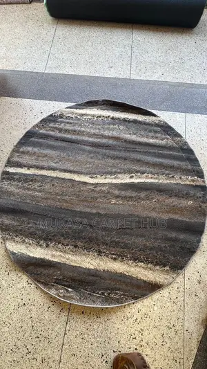 Round Centre Carpets