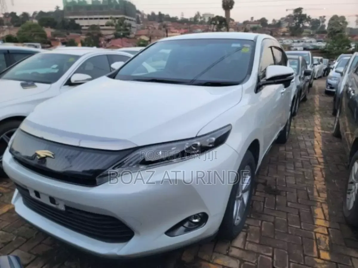 Toyota Harrier 2017 White