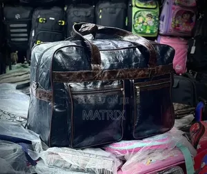 Conqueror Travel Luggage Bag