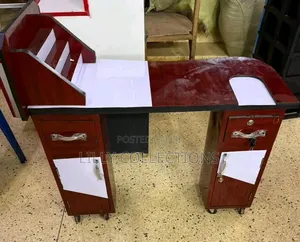 Pedicure Table