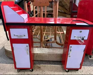 Pedicure Table