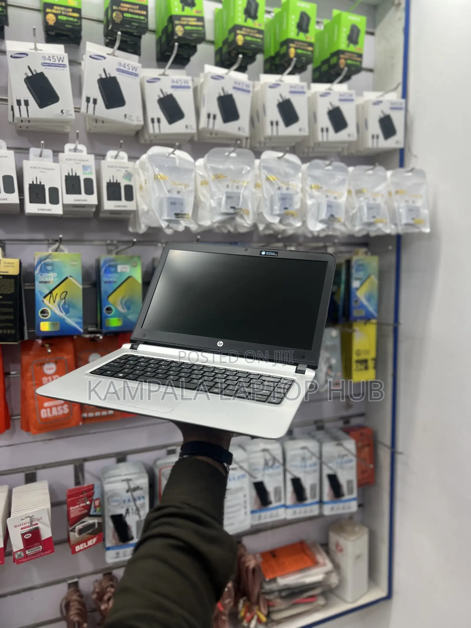 New Laptop HP 430 G3 8GB Intel Core i5 HDD+SSD 500GB