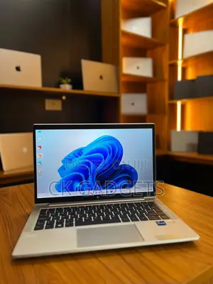 New Laptop HP EliteBook 830 G8 16GB Intel Core i5 SSD 256GB