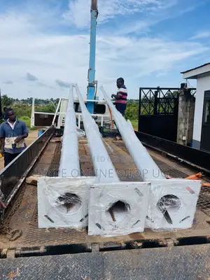 Flag Poles Built in Heavy-Duty Materials