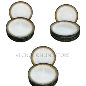 Rustic-Chic Ceramic Dinner Plates With Gradient Rim